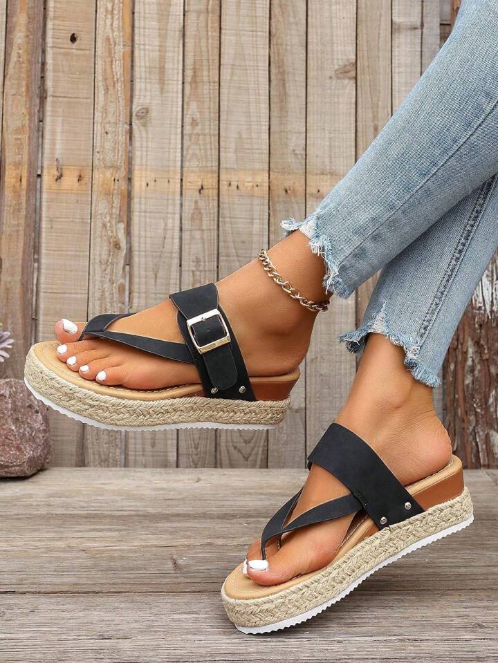 Pink/black buckle sandal