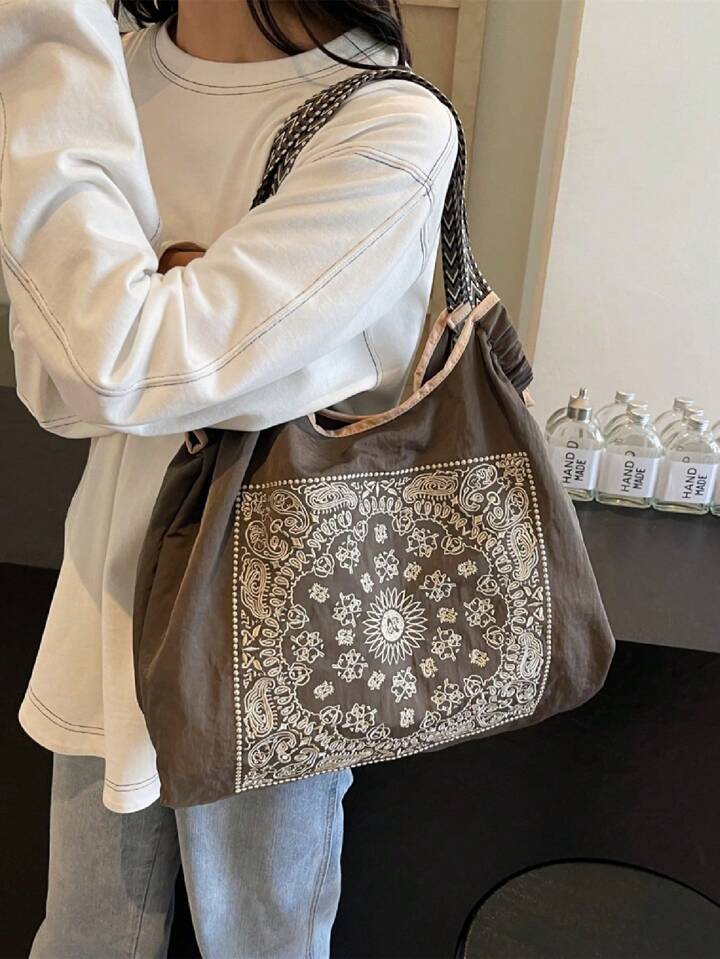 Printed hand bag