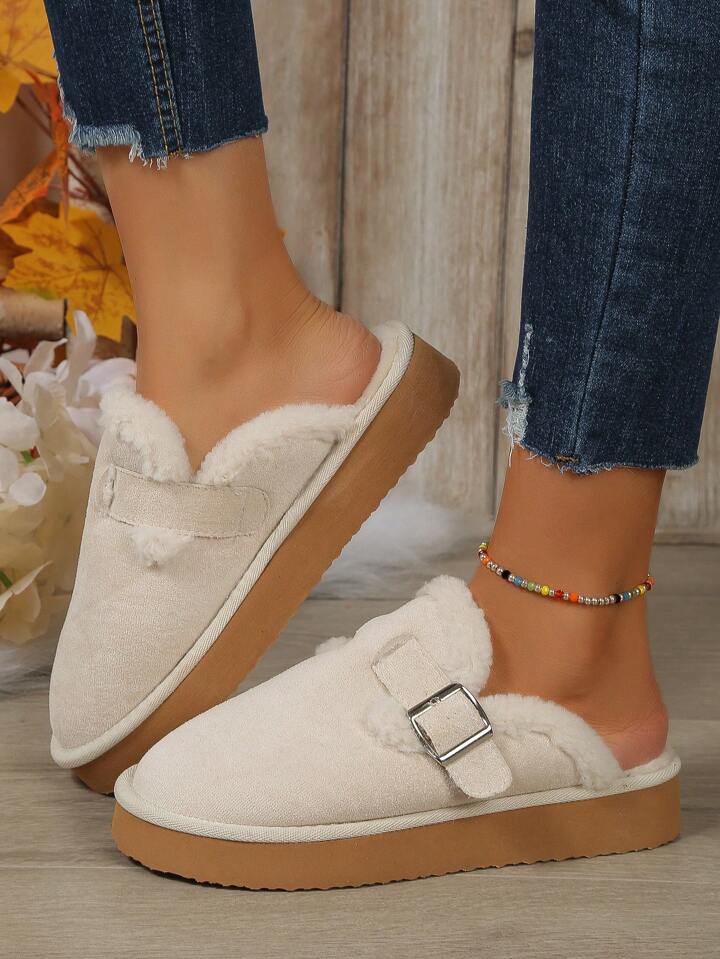 Cream slipper/shoe